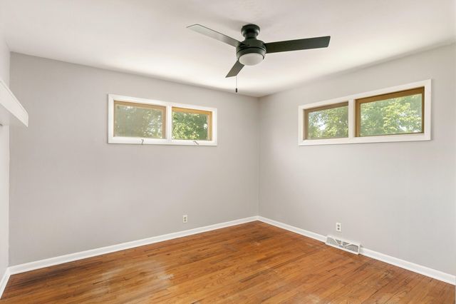 624 Mckinley Avenue, Des Moines, IA 50315