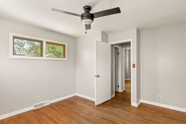 624 Mckinley Avenue, Des Moines, IA 50315