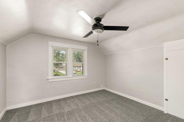 624 Mckinley Avenue, Des Moines, IA 50315