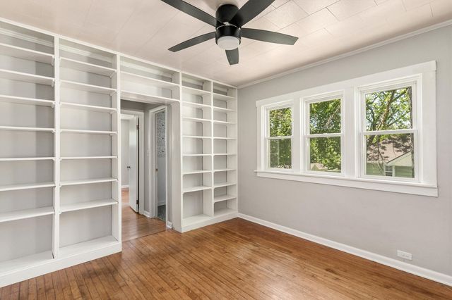 624 Mckinley Avenue, Des Moines, IA 50315