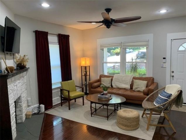 5 Lakeview Dr, Atlanta, GA 30317