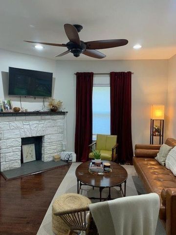 5 Lakeview Dr, Atlanta, GA 30317