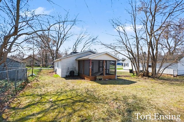 406 E North Street, Greenville, MI 48838