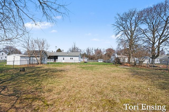 406 E North Street, Greenville, MI 48838