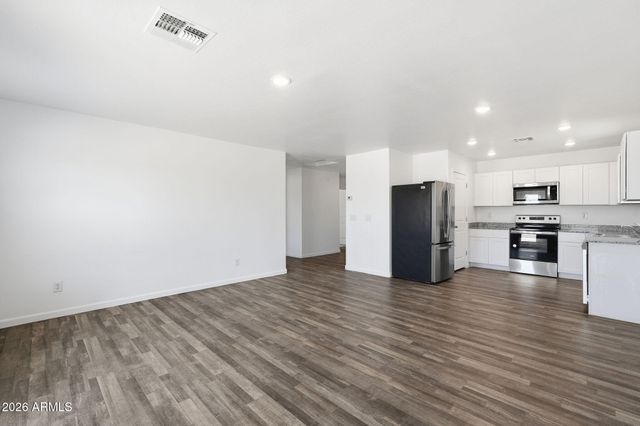 9346 W RAVEN Drive, Arizona City, AZ 85123