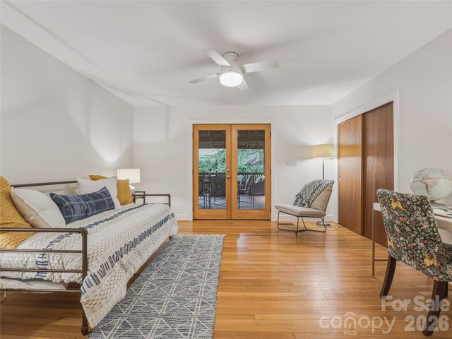 29 Westall Avenue, Asheville, NC 28804