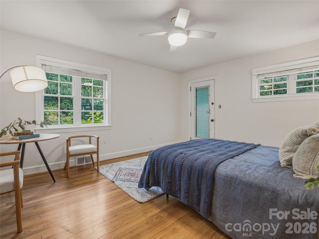29 Westall Avenue, Asheville, NC 28804