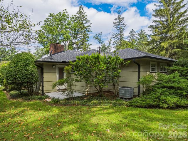 29 Westall Avenue, Asheville, NC 28804