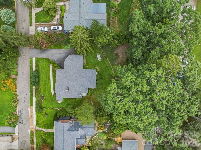 29 Westall Avenue, Asheville, NC 28804