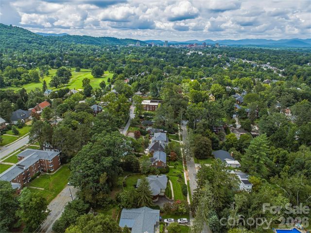 29 Westall Avenue, Asheville, NC 28804