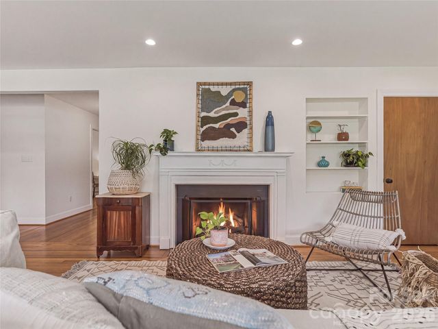 29 Westall Avenue, Asheville, NC 28804