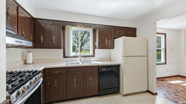 1510 Buckskin Drive, Fort Wayne, IN 46804