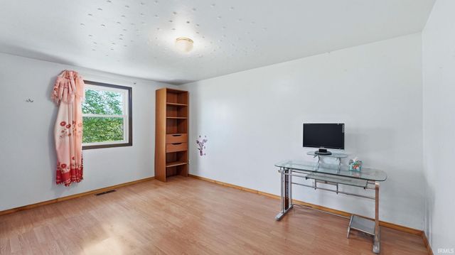 1510 Buckskin Drive, Fort Wayne, IN 46804