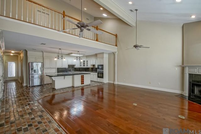 2321 Shadowbrook Dr, Baton Rouge, LA 70816