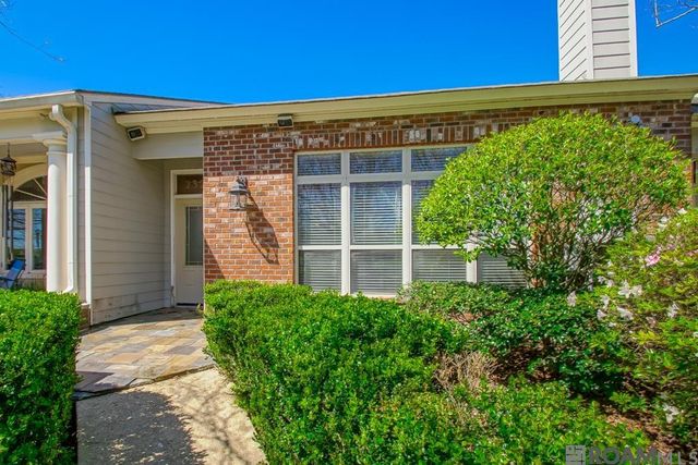 2321 Shadowbrook Dr, Baton Rouge, LA 70816