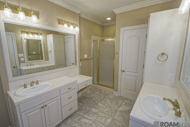 2321 Shadowbrook Dr, Baton Rouge, LA 70816