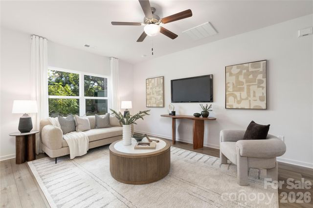 6924 Ridge Lane Road, Charlotte, NC 28262