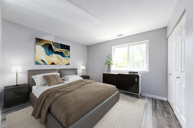 9619 Bianco Terrace B1, Des Plaines, IL 60016