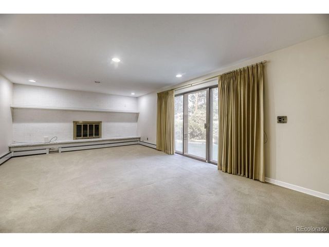 3724 S Poplar St, Denver, CO 80237