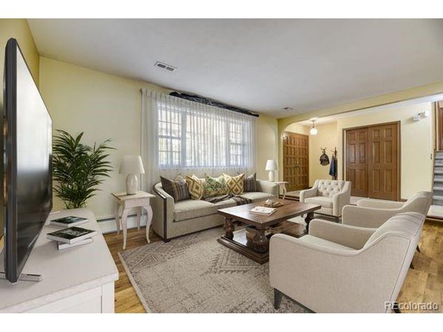 3724 S Poplar St, Denver, CO 80237