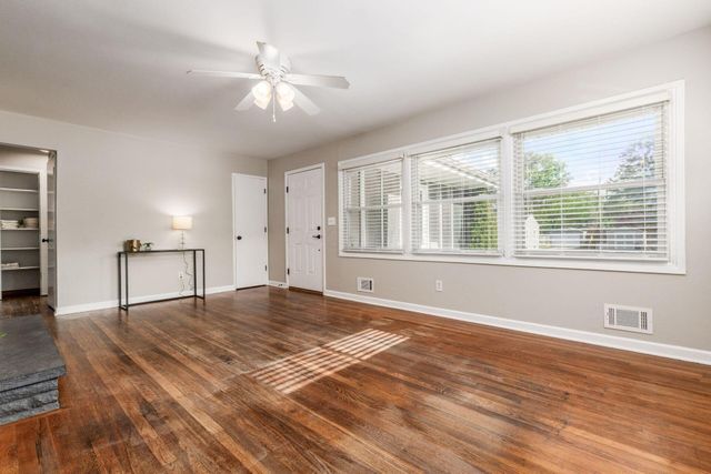 2925 Ashby Road, Columbus, OH 43209