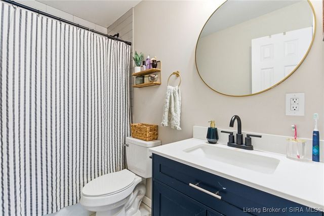 701 Cherokee Drive, New Albany, IN 47150