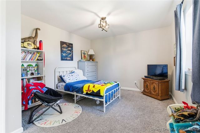 701 Cherokee Drive, New Albany, IN 47150