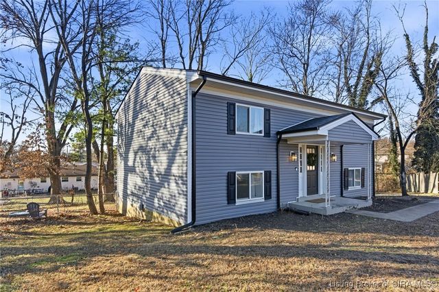 701 Cherokee Drive, New Albany, IN 47150