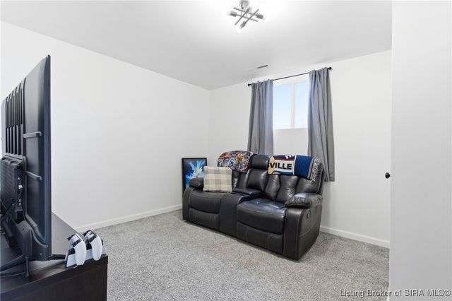 701 Cherokee Drive, New Albany, IN 47150