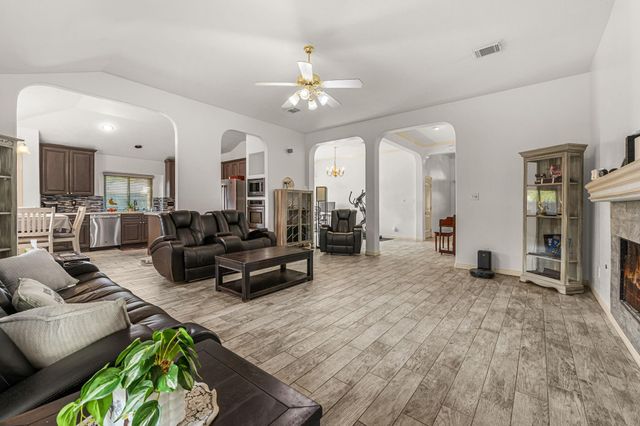 6115 Caroline Green Court, Spring, TX 77373