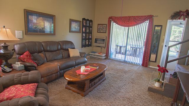 9052 Private Dr 3053, Ava, MO 65608