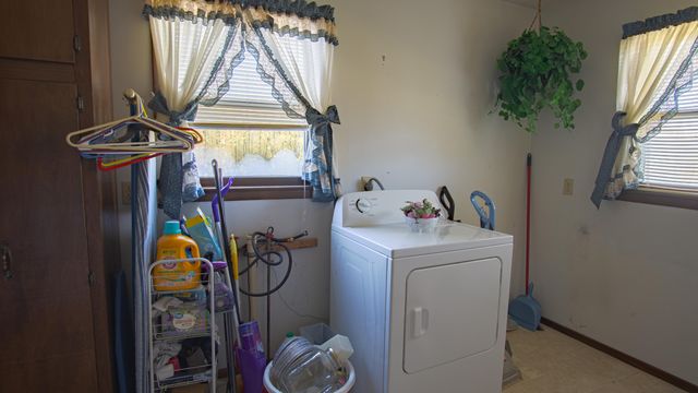 9052 Private Dr 3053, Ava, MO 65608