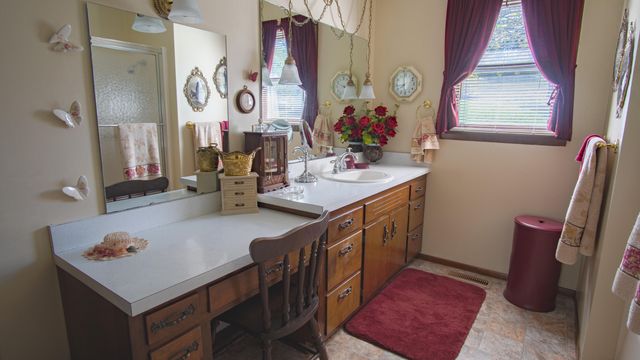 9052 Private Dr 3053, Ava, MO 65608