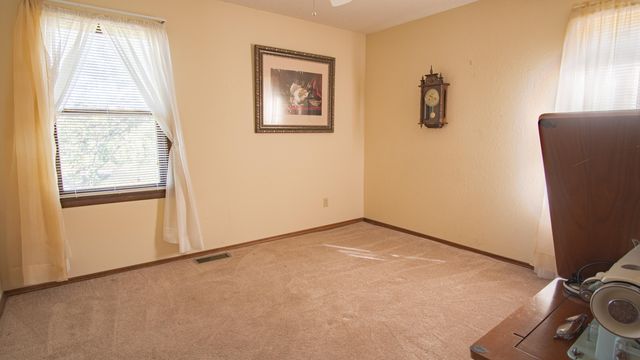 9052 Private Dr 3053, Ava, MO 65608