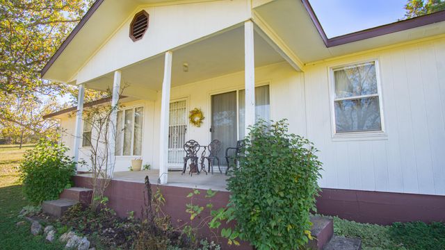 9052 Private Dr 3053, Ava, MO 65608