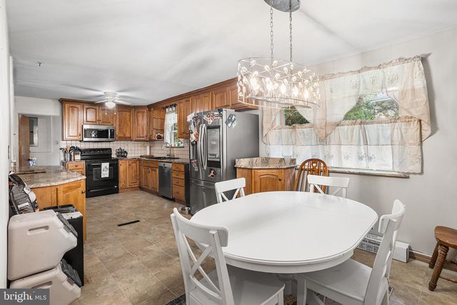 4 HILLSIDE AVE, Bridgeton, NJ 08302