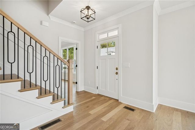 106 Cottage Gate Lane, Roswell, GA 30076