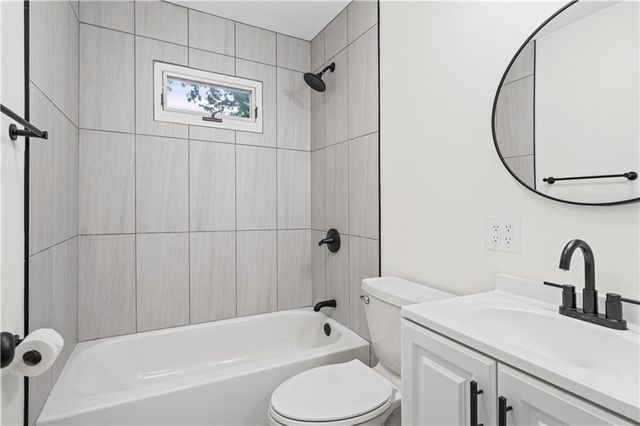 7507 High Drive, Prairie Village, KS 66208