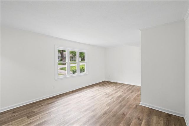 7507 High Drive, Prairie Village, KS 66208