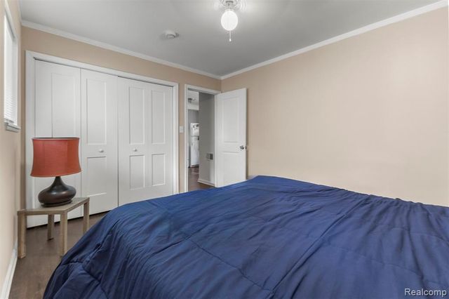 2056 Lafayette Boulevard, Lincoln Park, MI 48146