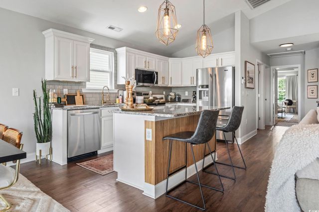 1048 Meadowoods Dr., Murrells Inlet, SC 29576