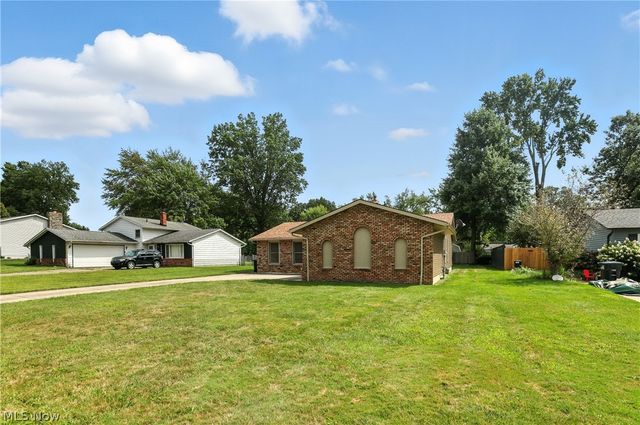 3976 Buckingham Drive, Brunswick, OH 44212