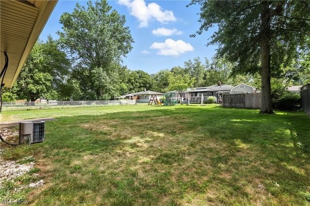 3976 Buckingham Drive, Brunswick, OH 44212