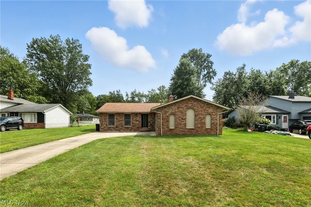 3976 Buckingham Drive, Brunswick, OH 44212