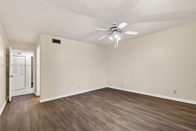 357 N Rock Island Rd 207, Margate, FL 33063