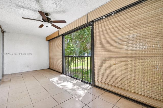 357 N Rock Island Rd 207, Margate, FL 33063