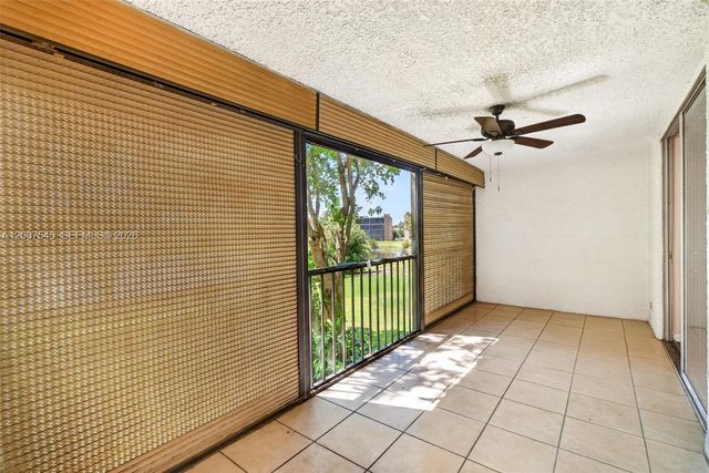 357 N Rock Island Rd 207, Margate, FL 33063