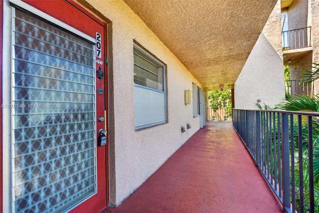 357 N Rock Island Rd 207, Margate, FL 33063