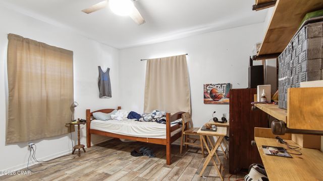 9541 Stauber Lane, Youngstown, FL 32466