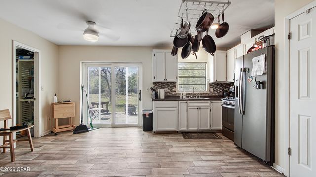 9541 Stauber Lane, Youngstown, FL 32466